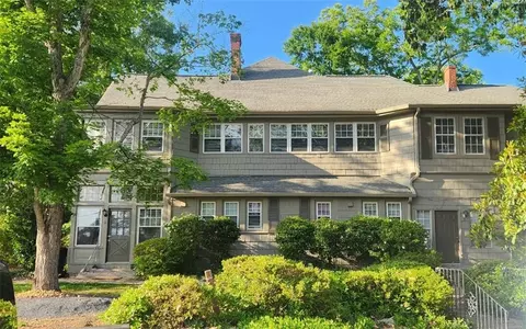 3556 Main St, Atlanta, GA 30337