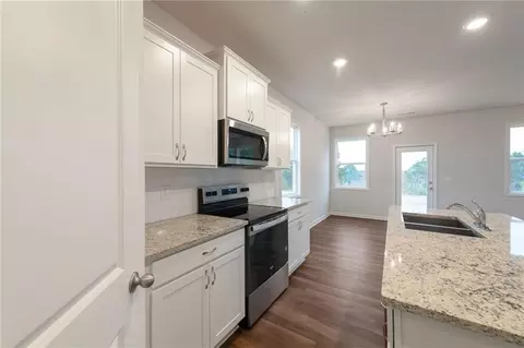 Kitchen - 104 Windmill Ct, Calhoun, GA 30701 photo 1 of 1