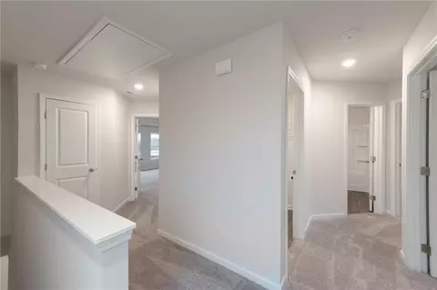 Entry Way - 104 Windmill Ct, Calhoun, GA 30701 photo 4 of 5
