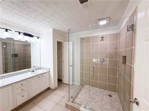 Bath - 722 Ridgetop Rd, Bethlehem, GA 30620 photo 3 of 5