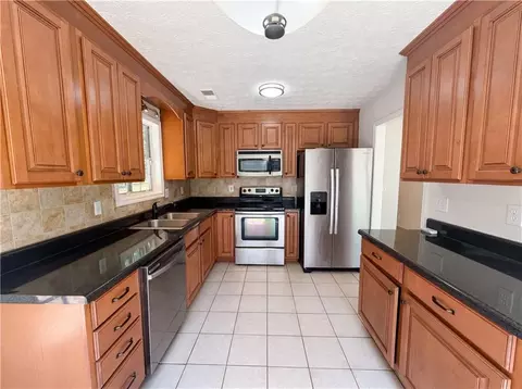 Kitchen - 722 Ridgetop Rd, Bethlehem, GA 30620 photo 1 of 3