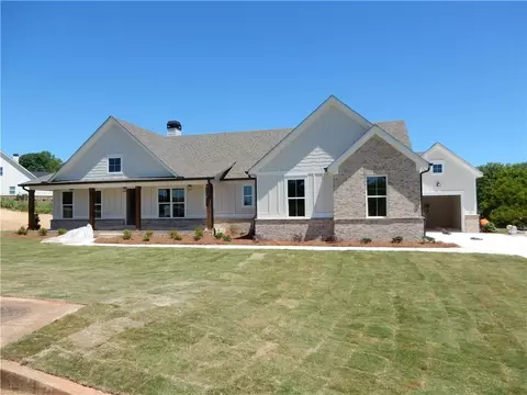 335 Sweetgrass Dr, Demorest, GA 30535