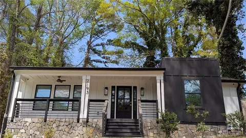 2193 Park Ter, Atlanta, GA 30337