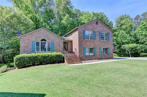 1503 Glencrest Trl, Lawrenceville, GA 30043