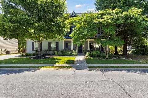 264 Creekview Ln, Acworth, GA 30102