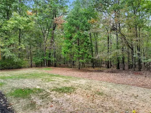 Exterior - 509 E Valley Rd NE, Rydal, GA 30171 photo 4 of 4
