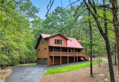 509 E Valley Rd NE, Rydal, GA 30171