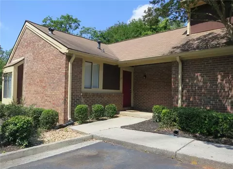 25 Country Place Ct, Alpharetta, GA 30005