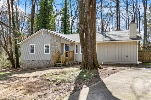 2493 Cherie Glen Rd, Snellville, GA 30039