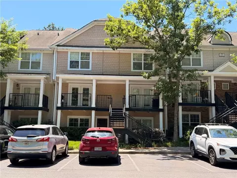 1035 Barnett Shoals Rd, Athens, GA 30605