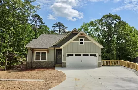 149 White Antelope St, Waleska, GA 30183