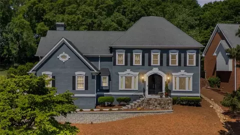 6021 Neely Farm Dr, Peachtree Corners, GA 30092