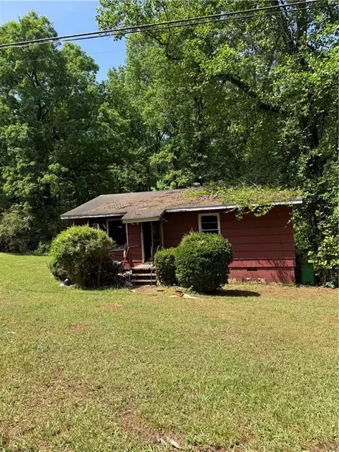 6275 Shadow Rock Dr, Lithonia, GA 30058