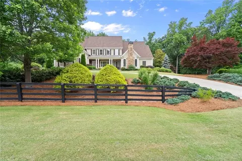 322 Edwards Brook Ln, Canton, GA 30115