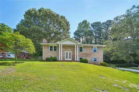 4308 Wellington Hills Ln, Snellville, GA 30039