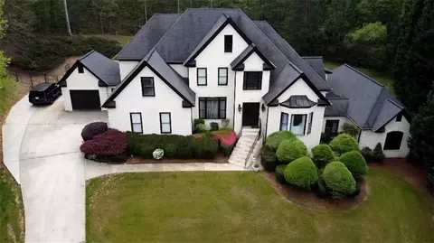 4690 Hamden Forest Dr, Atlanta, GA 30331