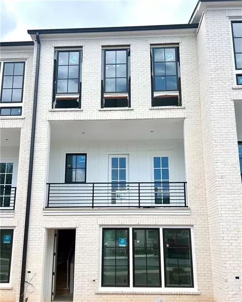 2696 Mackintosh Ct #34, Brookhaven, GA 30319
