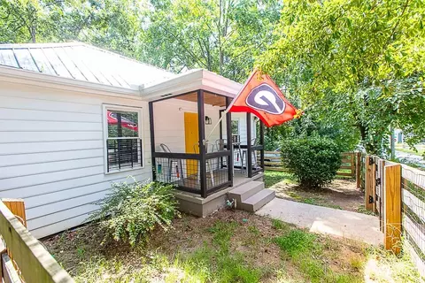 236 N Peter St, Athens, GA 30601