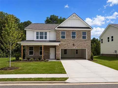 1786 Kingsmere Run Dr, Loganville, GA 30052