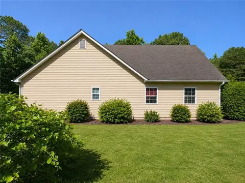 175 Loudoun Dr, Covington, GA 30014 photo 8