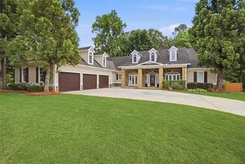 5099 Waldenbrooke Ct NW, Acworth, GA 30101