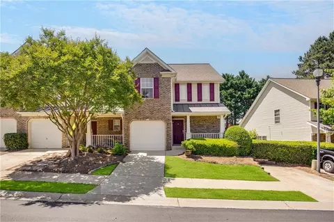 121 Fox Creek Dr, Woodstock, GA 30188