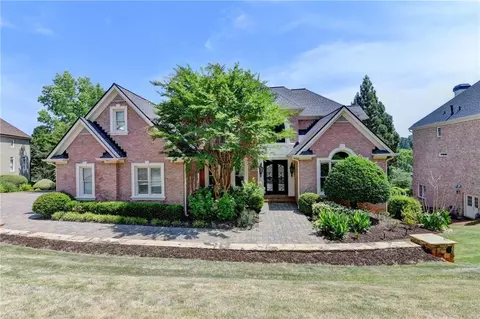 8360 Kenningston Way, Duluth, GA 30097