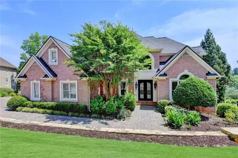 8360 Kenningston Way, Duluth, GA 30097