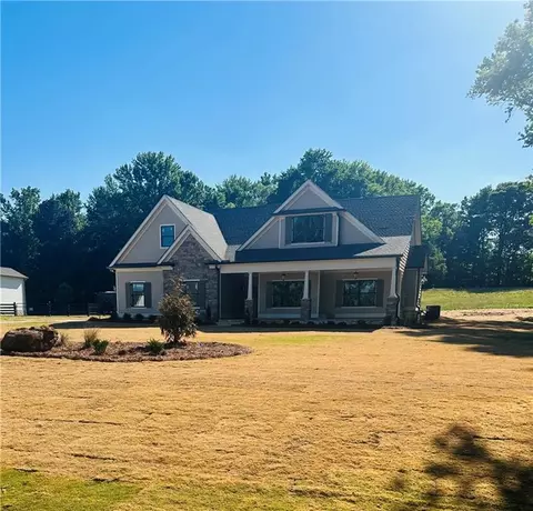 947 Lake Varner Dr, Covington, GA 30014