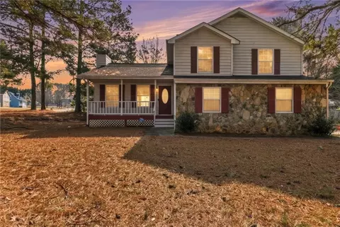 682 Monticello Ln, Mcdonough, GA 30253