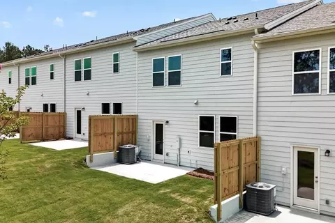 Exterior - 3695 Sagecrest Dr, Buford, GA 30519 photo 4 of 8