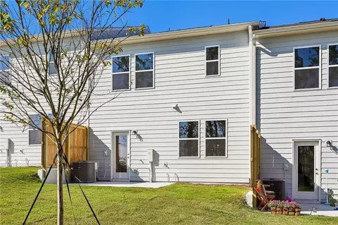 Exterior - 3695 Sagecrest Dr, Buford, GA 30519 photo 5 of 8