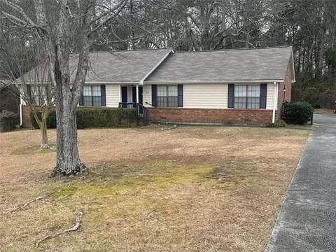 3153 Dove Ct, Snellville, GA 30078