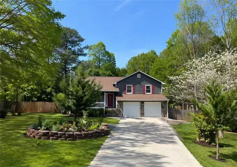 120 Bunny, Fayetteville, GA 30215