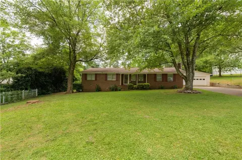 216 Kinman Rd SW, Calhoun, GA 30701
