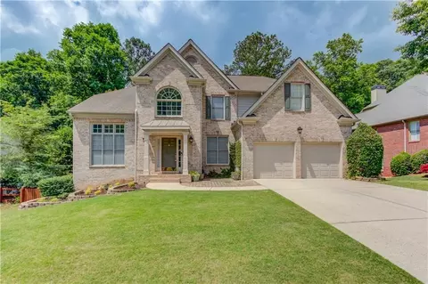 6380 Grand Magnolia Dr, Buford, GA 30518