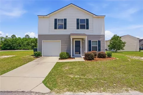 225 Rendell Ln, Hinesville, GA 31313