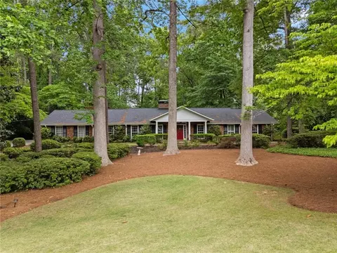 515 Kenbrook Dr, Atlanta, GA 30327