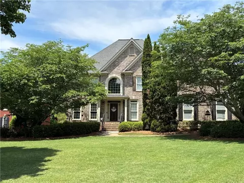 7630 Stratton Pt, Suwanee, GA 30024