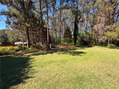 Exterior - 90 Rolling Ridge Dr, Covington, GA 30016 photo 5 of 5