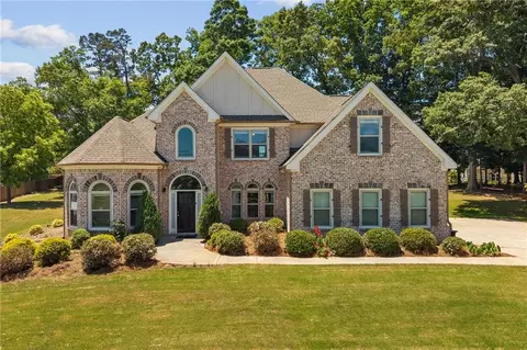 1672 Horseshoe Bend Ln, Bogart, GA 30622