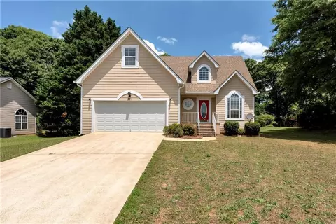 381 Arrowhatchee Dr, Winder, GA 30680