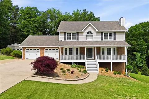 1280 Tom Hulsey Dr, Canton, GA 30115