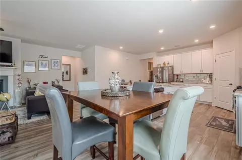 Dining - 422 Murphy Ave, Canton, GA 30114 photo 1 of 3