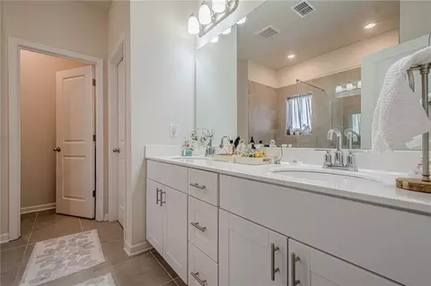 Bath - 422 Murphy Ave, Canton, GA 30114 photo 1 of 3