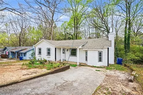 400 Hemlock Dr, Lawrenceville, GA 30046