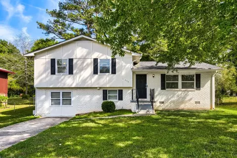 579 Wexwood Dr, Riverdale, GA 30274
