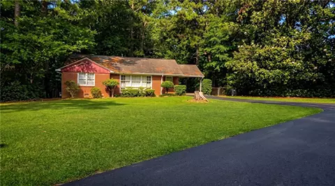 124 Charles Ave SE, Marietta, GA 30067