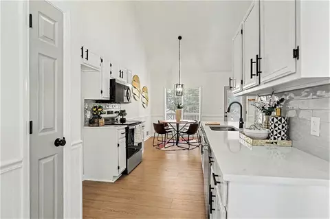 Kitchen - 115 June Ct, Hampton, GA 30228 photo 2 of 2