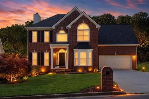 2932 Sunset View Cir, Suwanee, GA 30024